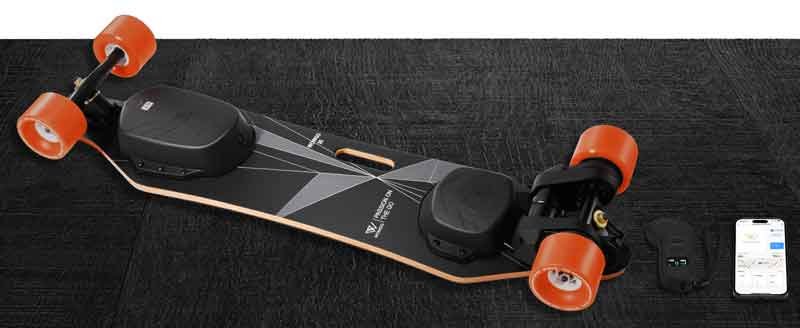 Dual-Wheel Drive Electric Skateboards
